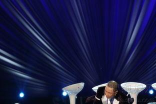 欢乐喜剧人最新爆料,喜剧界风云再起，笑星阵容大揭秘！